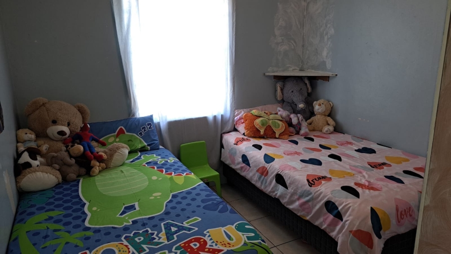 2 Bedroom Property for Sale in New Woodlands Western Cape